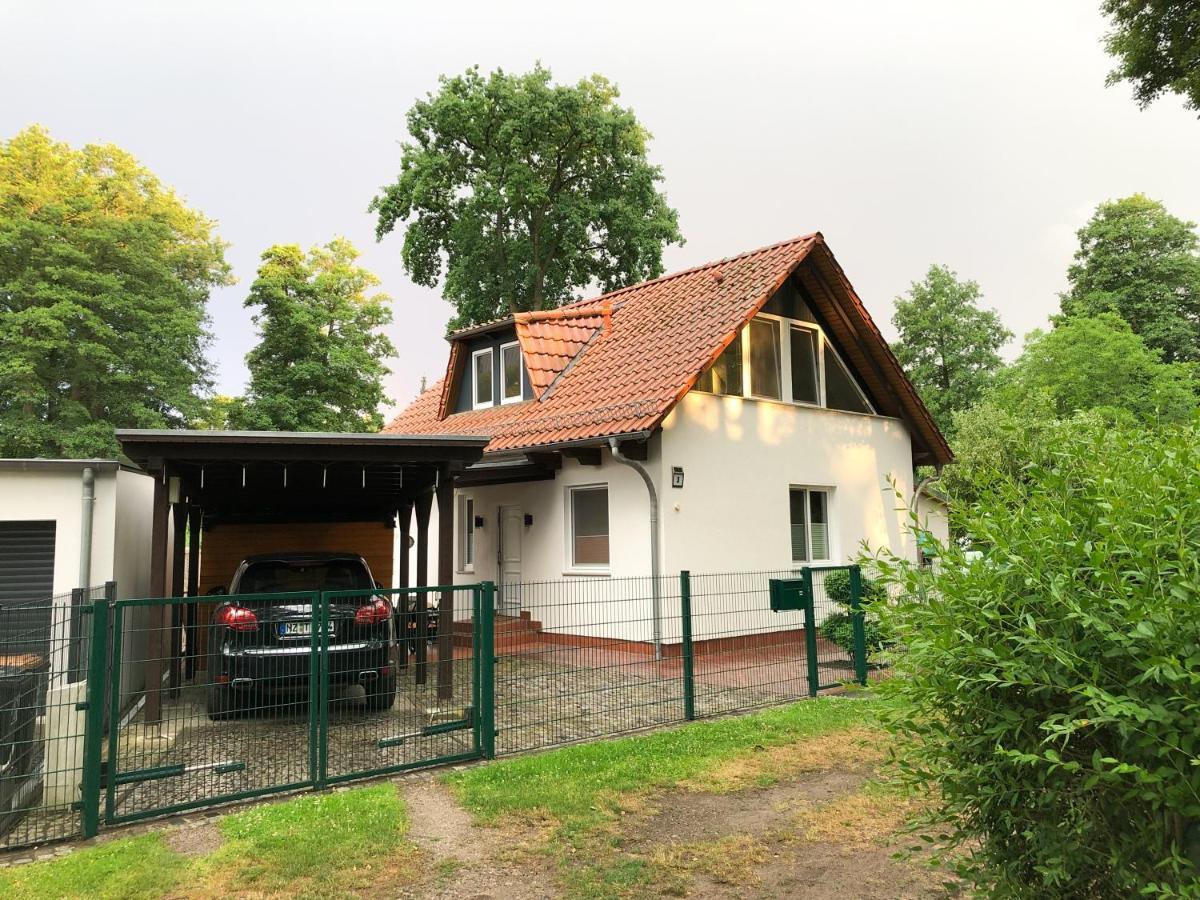 Ferienhaus Direkt An Der Spree Mit Whirlpool Und Sauna Берлин Экстерьер фото